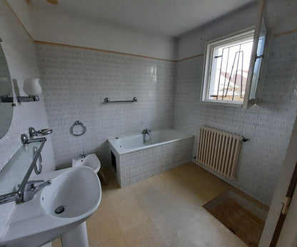 Salle de bain avant rénovation - Basse Goulaine