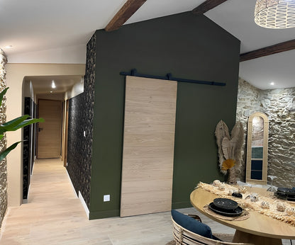 pièce de vie après réhabilitation complète d’une grange aux Sorinières